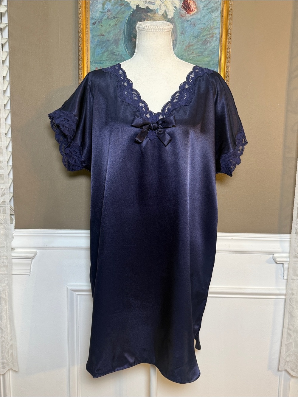 Vintage Victoria’s Secret Gold Label Plum Satin Lace Sleepshirt M/L